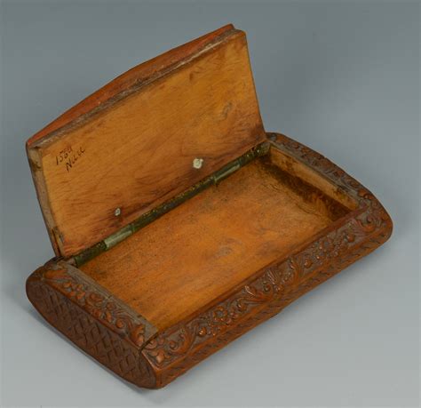 Lot 352: Carved Wood Snuff Box | Case Auctions