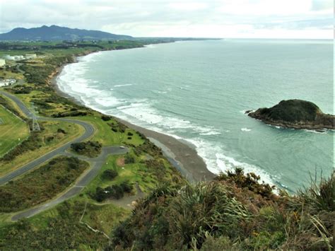 The best walking & hiking tracks in New Plymouth | North Island