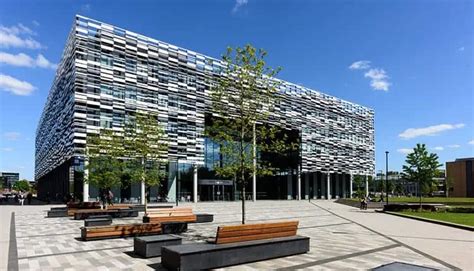 Manchester Metropolitan University - Study in UK