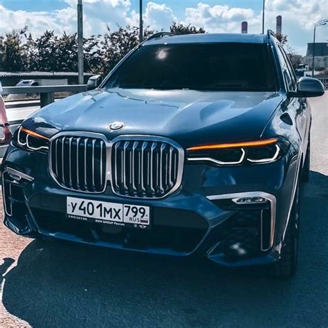 BMW X7 Review: Beast of SUV - Visual Review!