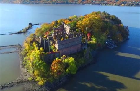 How to Tour Bannerman Island Without Having to Take a Kayak