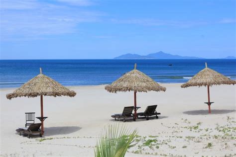 Da Nang beach — Top 8 best beaches in Da Nang, Vietnam - Living ...