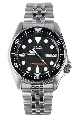 Seiko Skx013 Review – A Look At Seiko’s Best Dive Watch? [2024 Update]