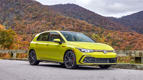 2023 VW GTI and Golf R get minor updates, anniversary editions