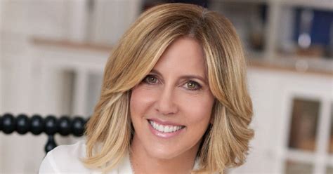 CNN Co-Anchor Alisyn Camerota On Why Her Phone ‘Bums’ Her Out | Cnn ...