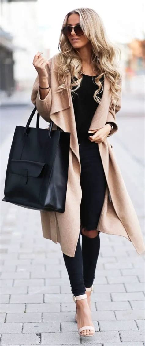 45 Charming Office Outfits To Wear This Winter