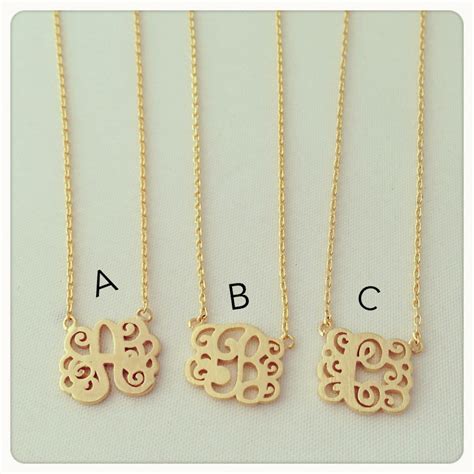 Initial monogram necklace - Imsmistyle