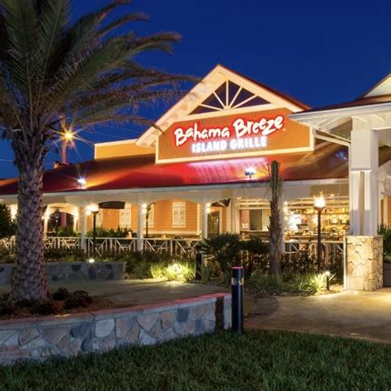 Bahama Breeze Happy Hour - GoldenBuzz Orlando