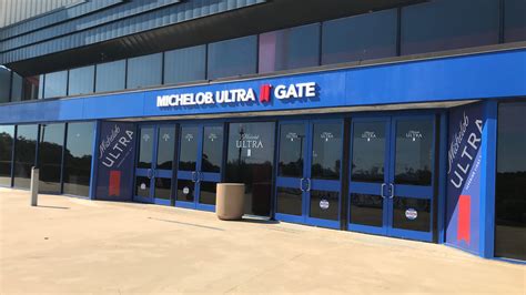 Albany Civic Center reveal newly remodeled, rebranded gate