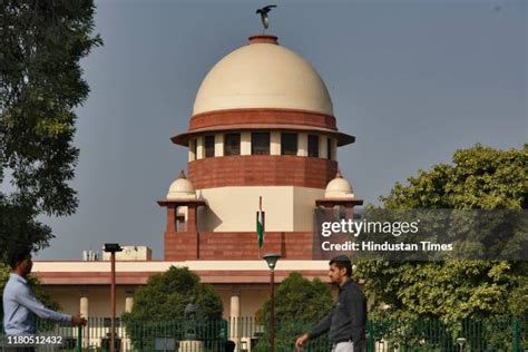 The Supreme Court Of India Photos and Premium High Res Pictures - Getty ...