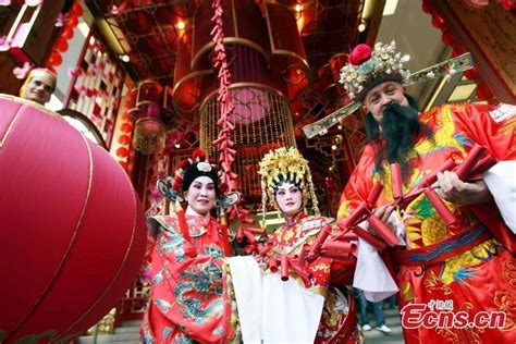 Traditional culture thrives in modern Hong Kong - China.org.cn