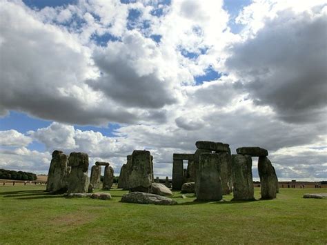 The Magic and Mystery of Stonehenge | Wandering Educators