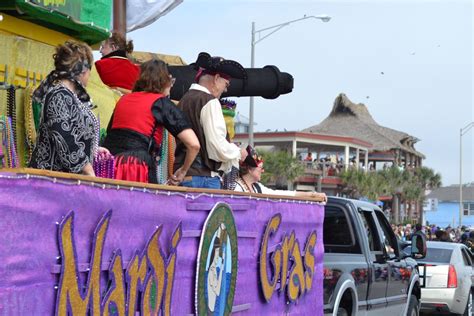 the annual galveston texas mardi gras parade | Smithsonian Photo Contest | Smithsonian Magazine