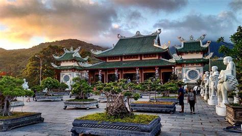 Top 5 famous sacred pagodas and temples in Ninh Binh