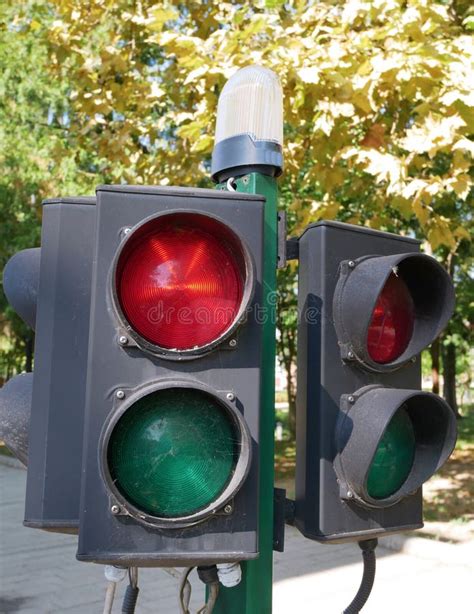 Red and Green Traffic Lights Stock Image - Image of selective, focus ...