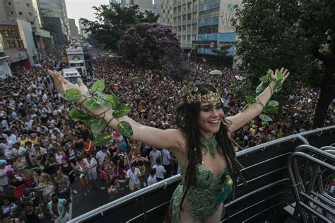 New Orleans concludes its 2017 Mardis Gras celebration