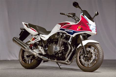 2011 Honda CB1300 Super Bol dOr - Moto.ZombDrive.COM