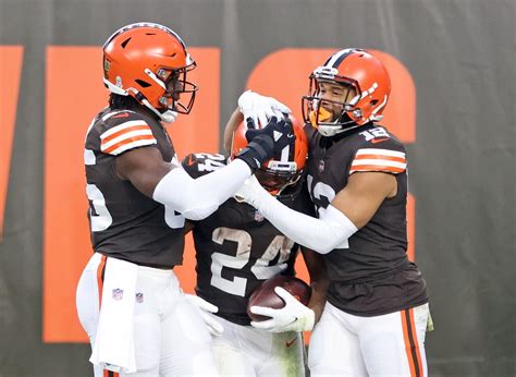 Nick Chubb’s ‘no mas’ non-TD to seal the Browns 10-7 victory over the ...