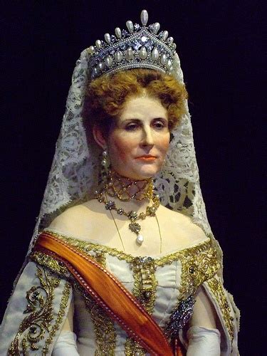 empress | Historical fashion, Portrait, Historical costume