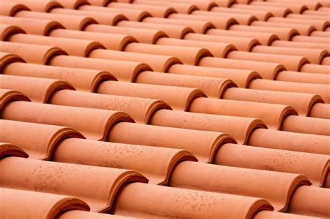 Rolled Roofing vs Roof Shingles vs Tiles - Pros and Cons (with PHOTOS)