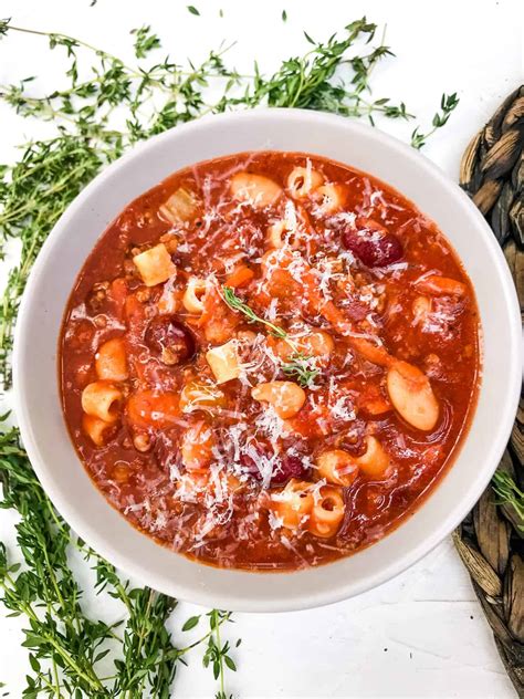 Copycat Olive Garden Pasta Fagioli Soup - Three Olives Branch