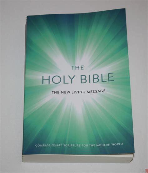 The New Living Message Bible Review - Bible Buying Guide