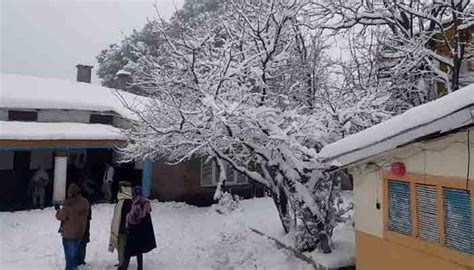 Murree snowfall update: Admin issues fresh advisory for tourists ...