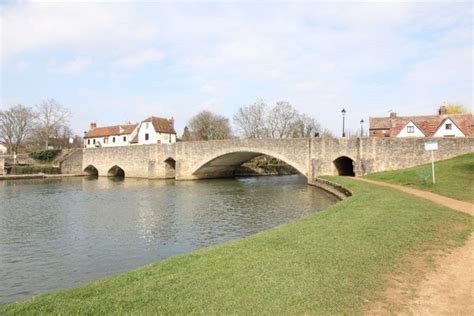 First part of Abingdon Bridge © Bill Nicholls cc-by-sa/2.0 :: Geograph Britain and Ireland