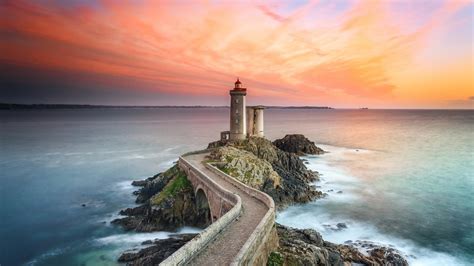 Lighthouse of Petit Minou (Phare du Petit Minou) - backiee