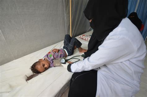 Cholera outbreak in war-ravaged Yemen kills 124 people in 2 weeks - CBS ...