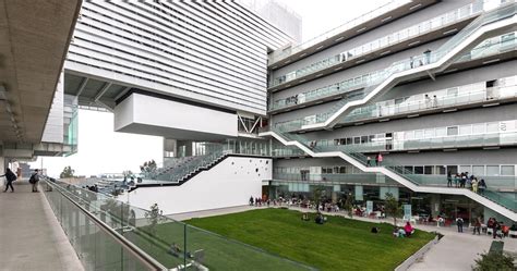 Green-roofed LEED Platinum CENTRO University offers an idyllic study ...