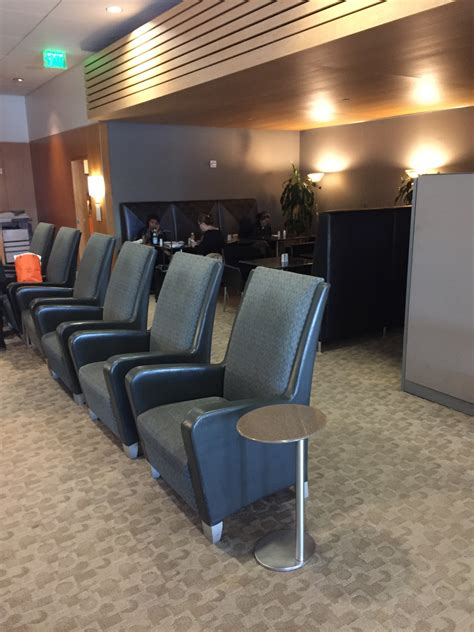 American Airlines Admirals Club First Class Lounge LAX Review - John the Wanderer