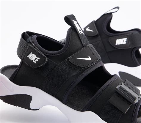 Nike Canyon Sandals Black White F - Sandals