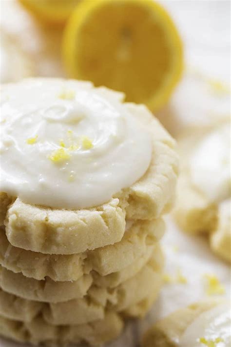 Lemon 'Swig' Sugar Cookies with Lemon Cream Cheese Frosting | The Recipe Critic