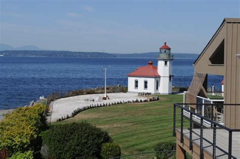 16 Historic Lighthouses In Washington