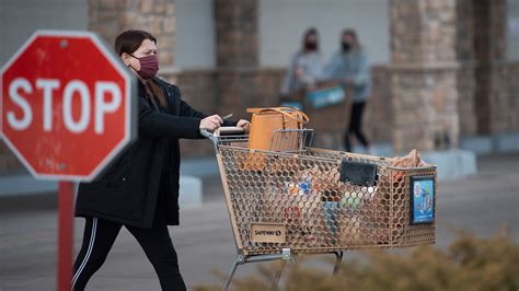 Fort Collins grocery stores open Thanksgiving Day 2022