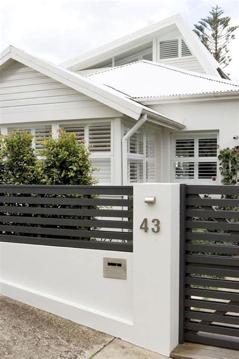 Beautiful Modern Fence Design Ideas | Modern fence design, House gate ...