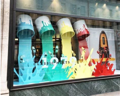 Retail Window Display Ideas that Drive Foot Traffic | Lightspeed