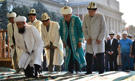 President of Kyrgyzstan: Clothing and culture of Muslims of other ...