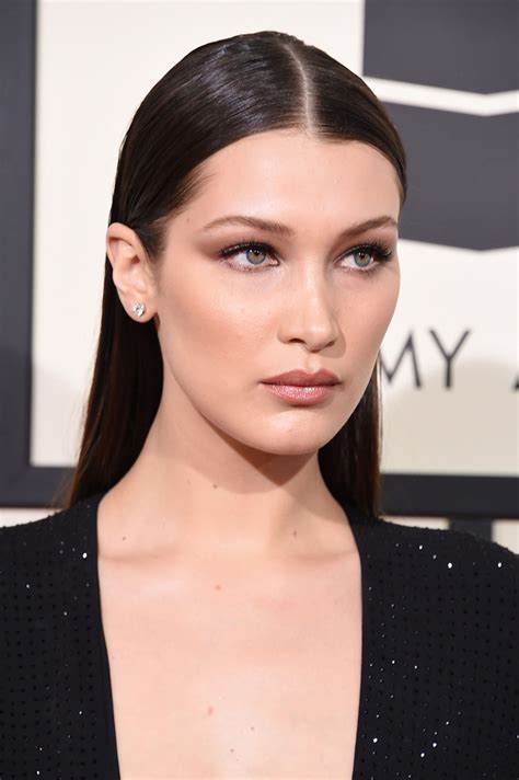 Bella Hadid Grammys 2016 Makeup: Vincent Oquendo Used Eyeshadow for ...