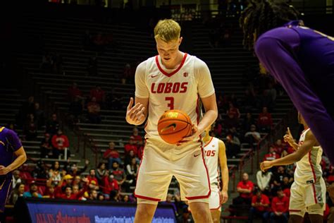 GALLERY: UNM Men's Basketball vs. WNMU - The Daily Lobo