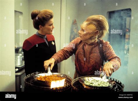 STAR TREK: VOYAGER, Kate Mulgrew, Ethan Phillips, 'Phage,' (Season 1, aired February 6, 1995 ...