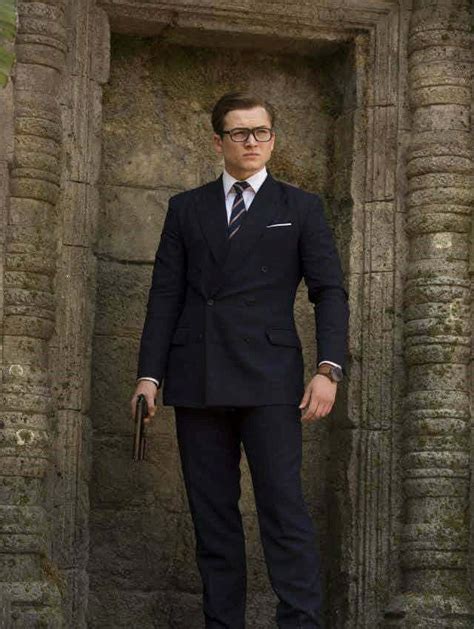 Taron Egerton in Kingsman: The Golden Circle (2017) | Costume cravate ...