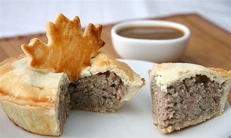 What’s Baking: Traditional Tourtière (French-Canadian Meat Pie) | JBean ...