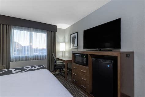 La Quinta Inn & Suites by Wyndham Anchorage Airport | Anchorage, AK Hotels