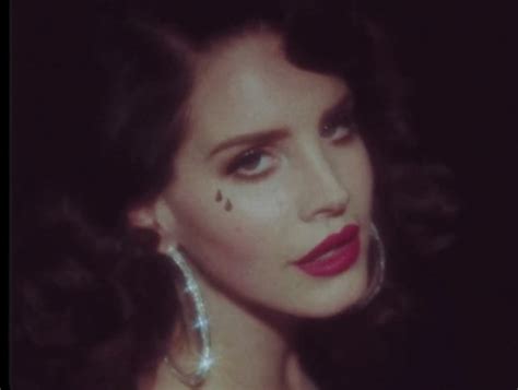 Lana Del Rey – “Young & Beautiful” Video - Stereogum