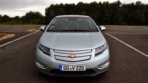 Chevy Volt - CNET