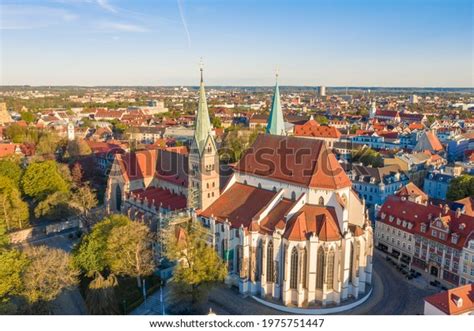 790 Augsburg Cathedral Images, Stock Photos, 3D objects, & Vectors | Shutterstock