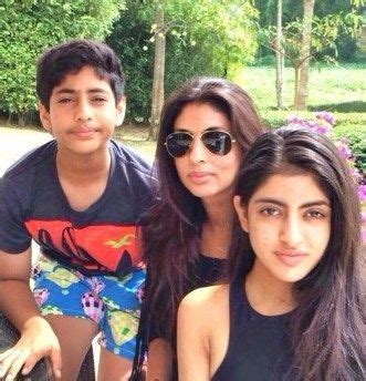 Shweta Bachchan Nanda Height, Age, Husband, Children, Family, Biography & More » StarsUnfolded