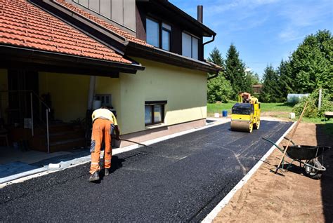 Crushed Asphalt Driveway Maintenance: 9 Top Tips| Home Logic